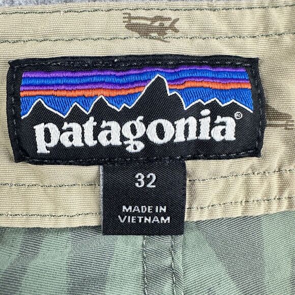 Patagonia Wayfarer Board Shorts Mens 32 Atzec Geometric Swim Trunks Beach Surf - Picture 11 of 14